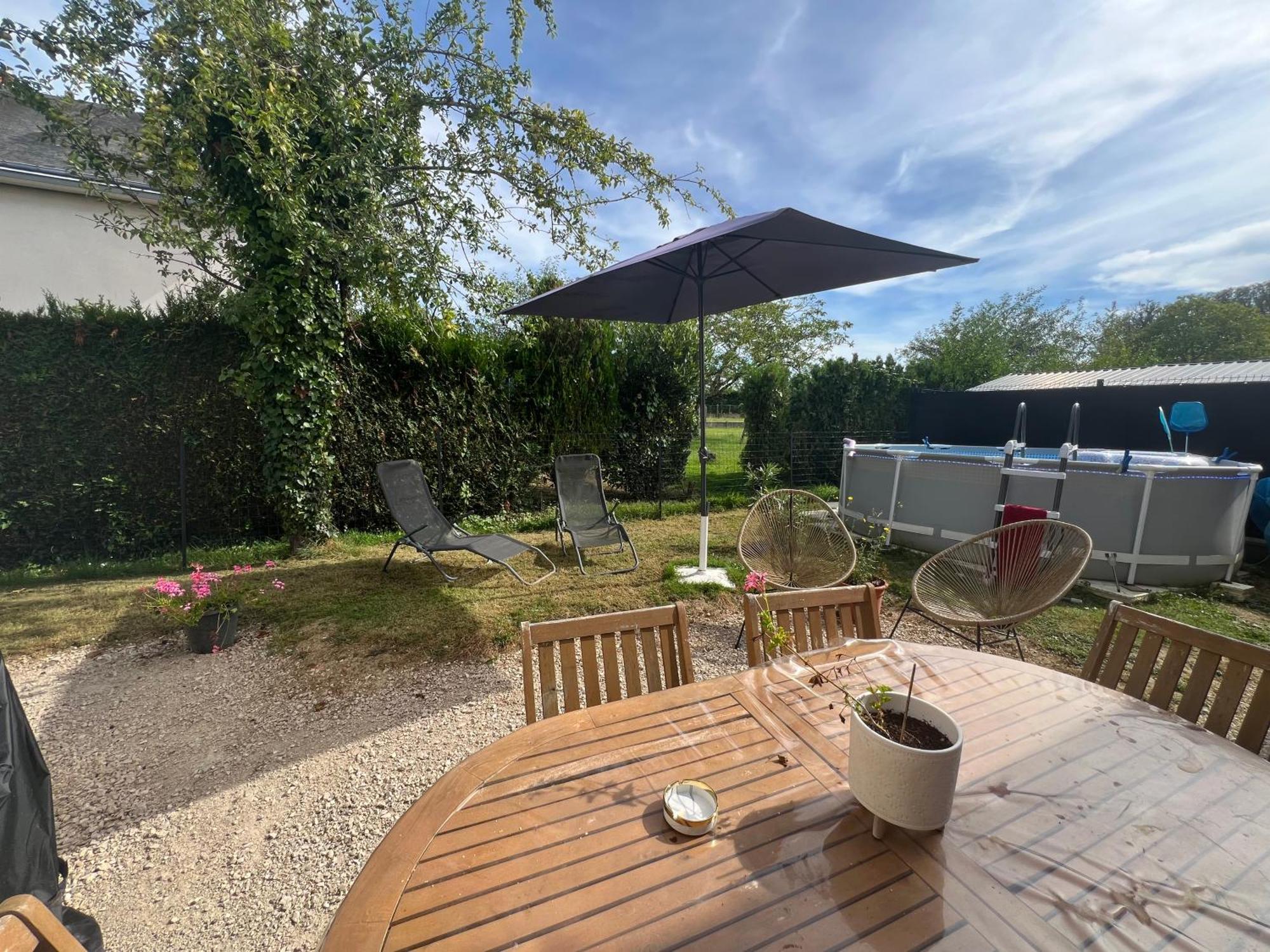 Quiniere - Entre Lac Et Foret - Hebergement Independant Avec Espace Kitchenette Blois Exterior photo